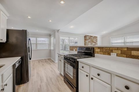 Tiny photo for 11719 Coral Hills Drive, Dallas, TX 75229 (MLS # 21168767)