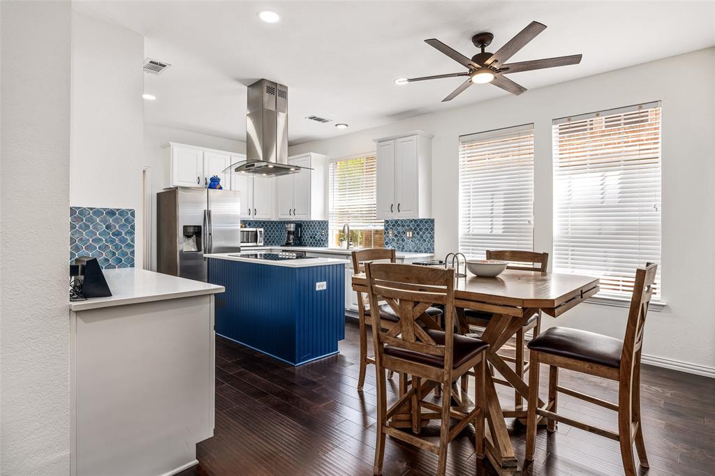 Plano, Texas 75025, United States, 5 Bedrooms Bedrooms, ,4 BathroomsBathrooms,Residential,Pending,992