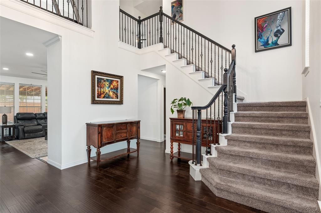 Plano, Texas 75025, United States, 5 Bedrooms Bedrooms, ,4 BathroomsBathrooms,Residential,Pending,992