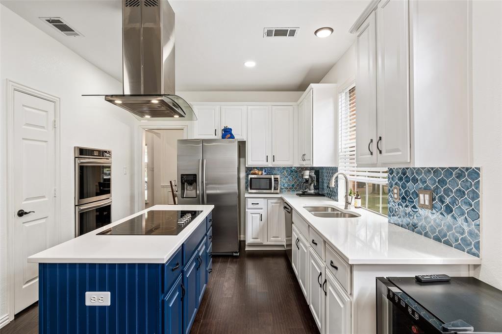 Plano, Texas 75025, United States, 5 Bedrooms Bedrooms, ,4 BathroomsBathrooms,Residential,Pending,992