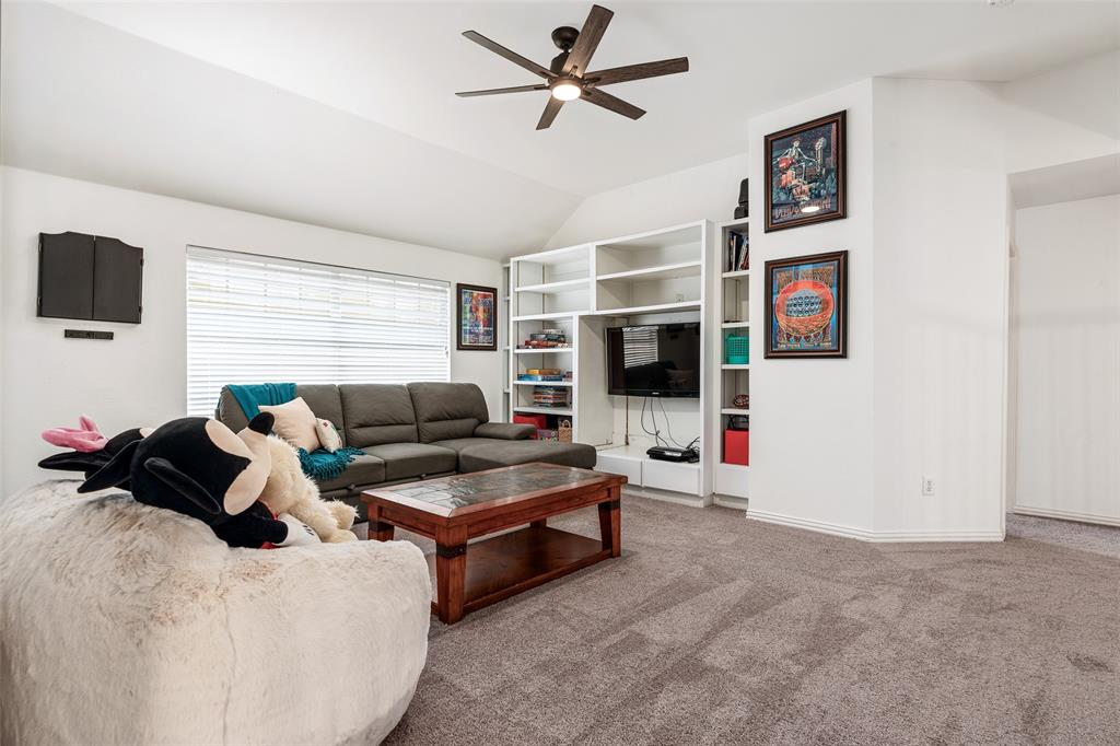 Plano, Texas 75025, United States, 5 Bedrooms Bedrooms, ,4 BathroomsBathrooms,Residential,Pending,992