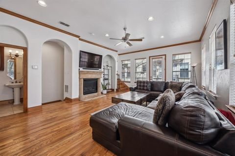 1012 Pavillion Street Dallas TX 75204