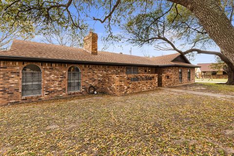 918 Saint Charles Court Marlin TX 76661