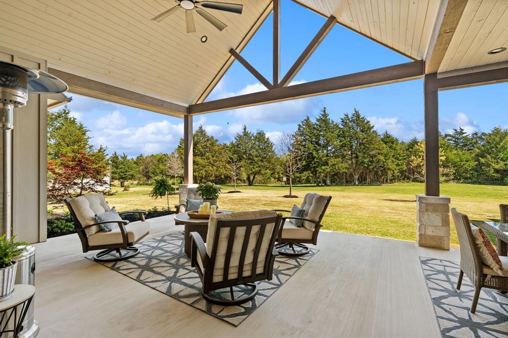 Whispering Winds - Residential