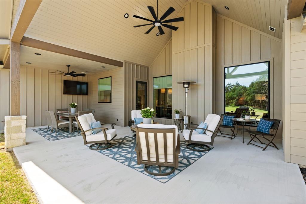 Whispering Winds - Residential