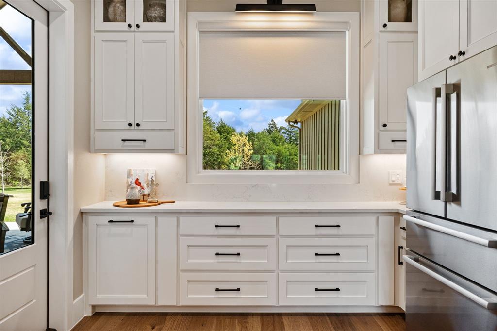 Whispering Winds - Residential