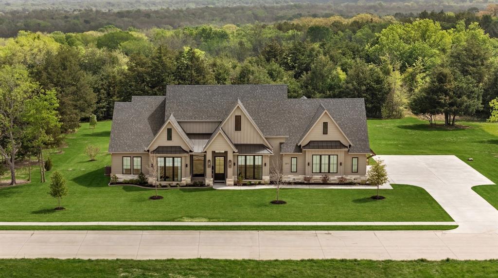 Whispering Winds - Residential