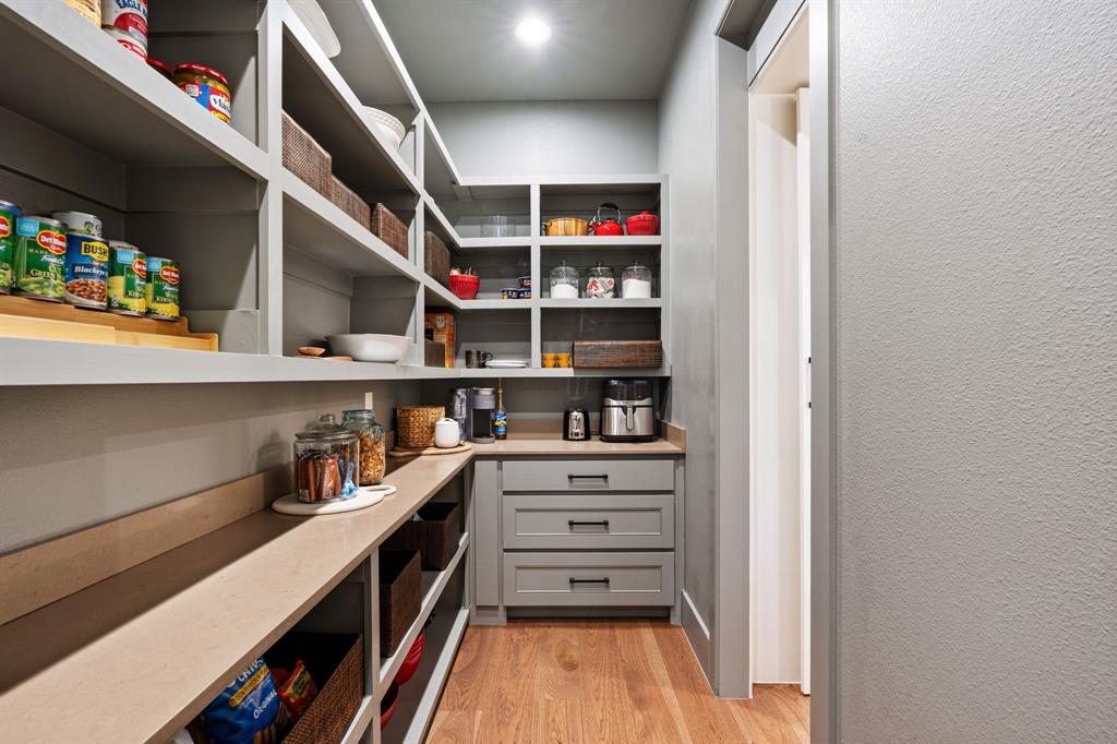 Whispering Winds - Residential