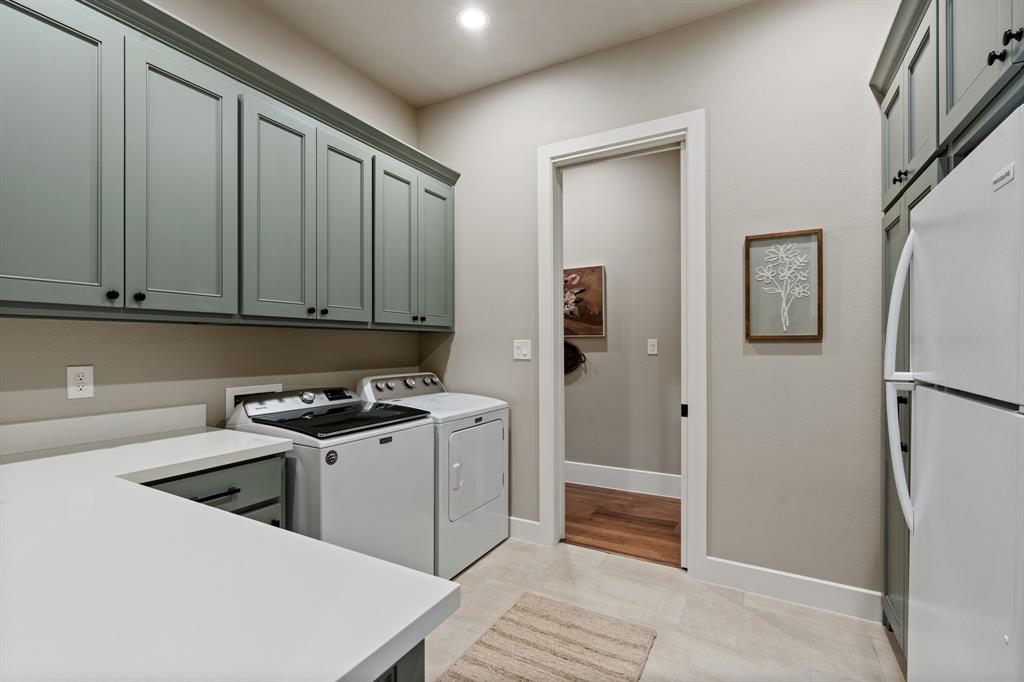 Whispering Winds - Residential