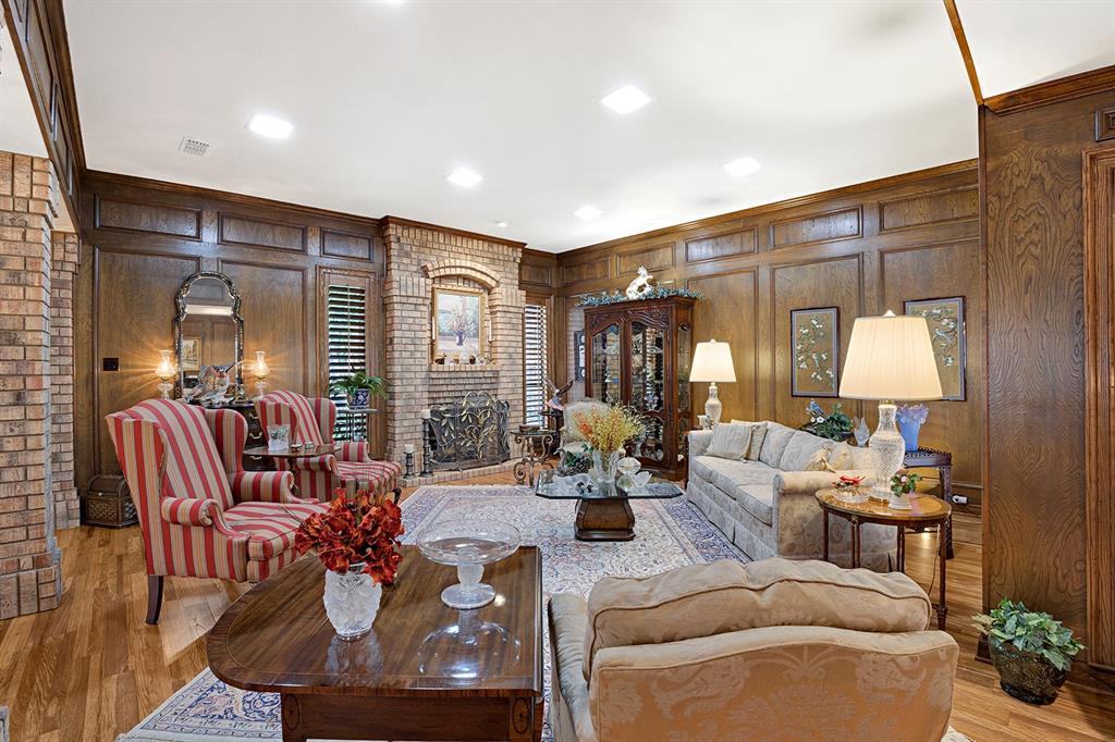 16046 Chalfont Circle
