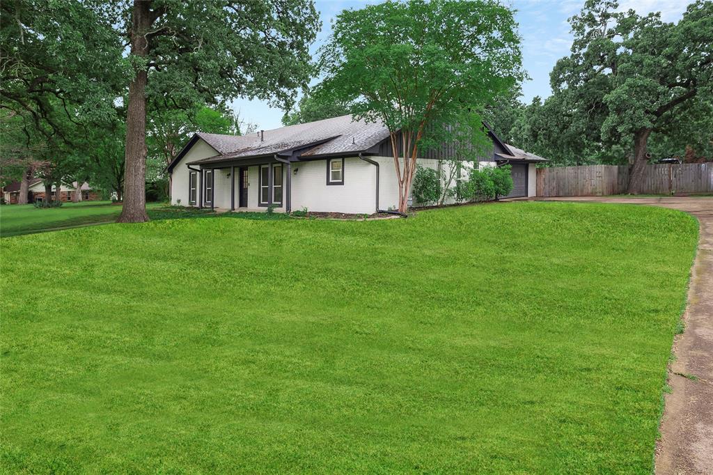 3608 Lynchburg Drive
