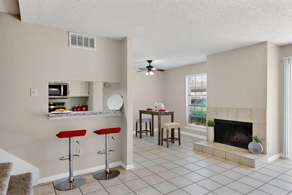 Springtree Crossing Condos - Residential