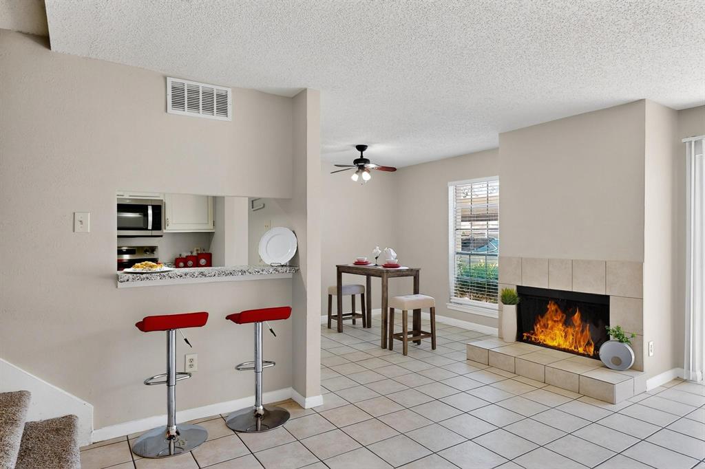 Springtree Crossing Condos - Residential