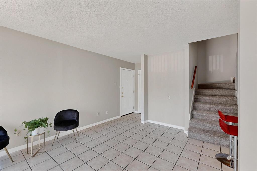 Springtree Crossing Condos - Residential