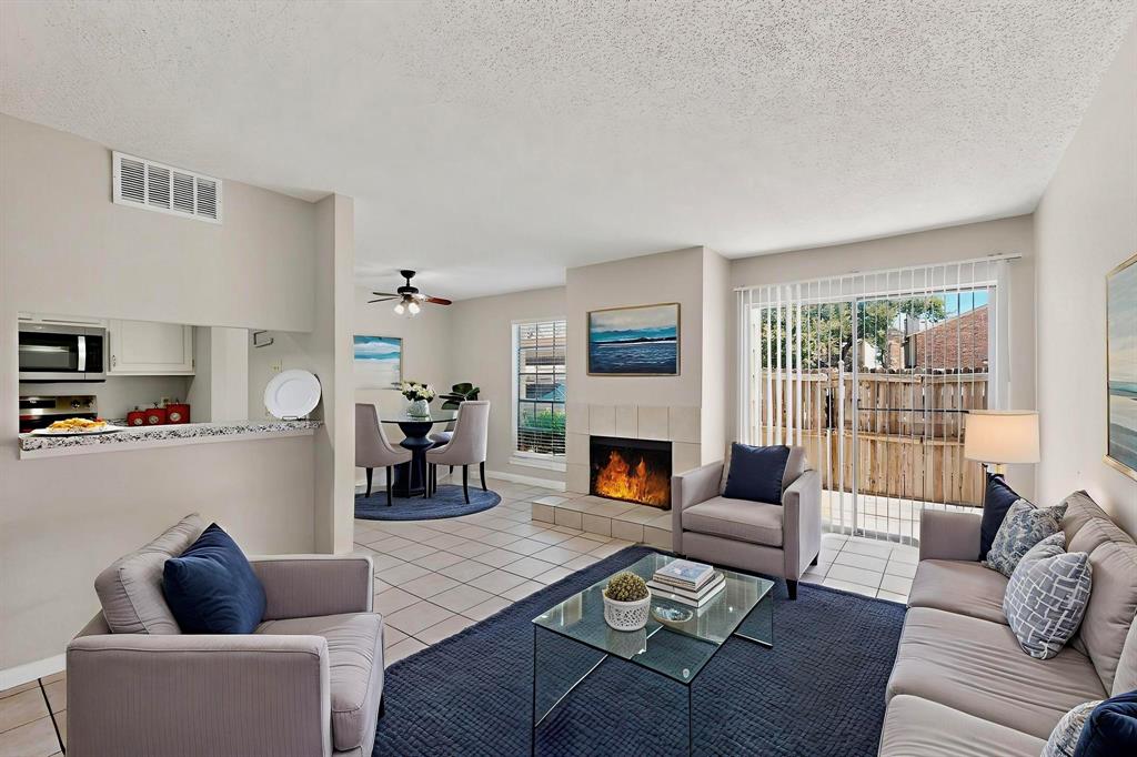 Springtree Crossing Condos - Residential