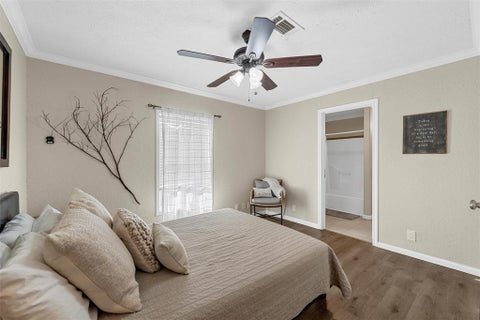 Tiny photo for 2220 S 2nd Street, Waco, TX 76706 (MLS # 21396532)