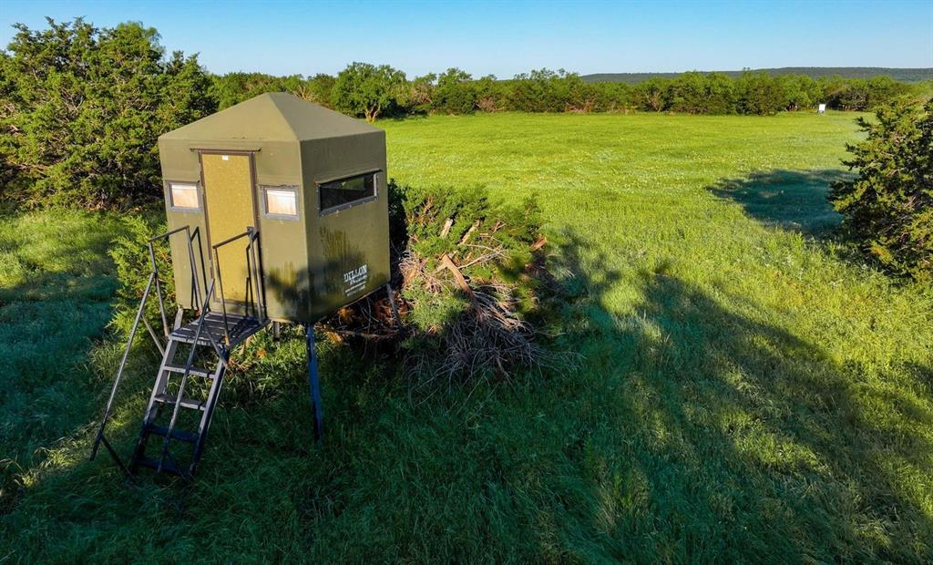 T E & L Co Surv Abs #519 - Farm