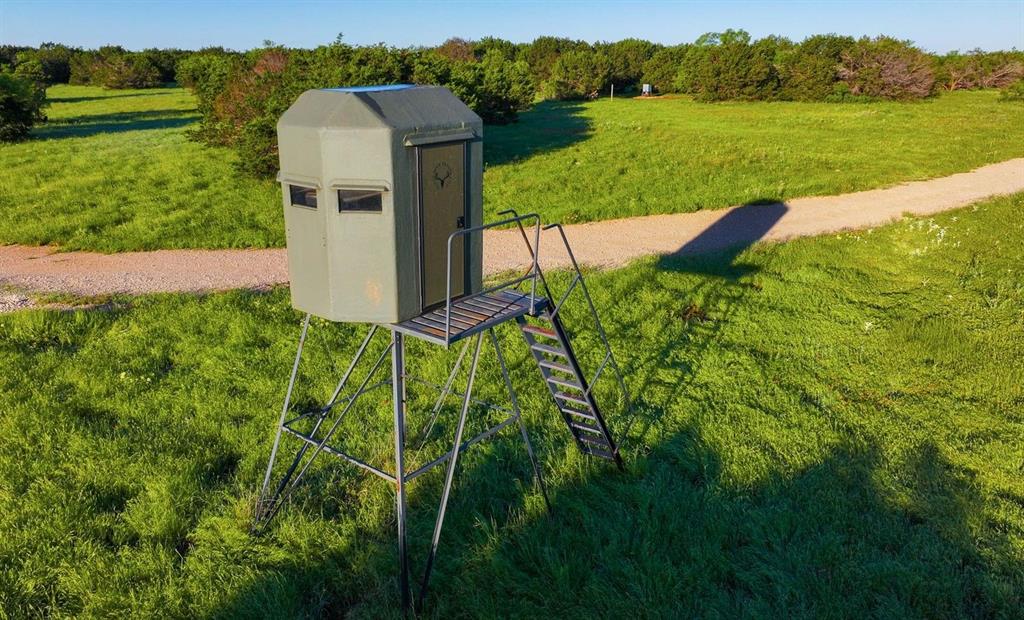 T E & L Co Surv Abs #519 - Farm