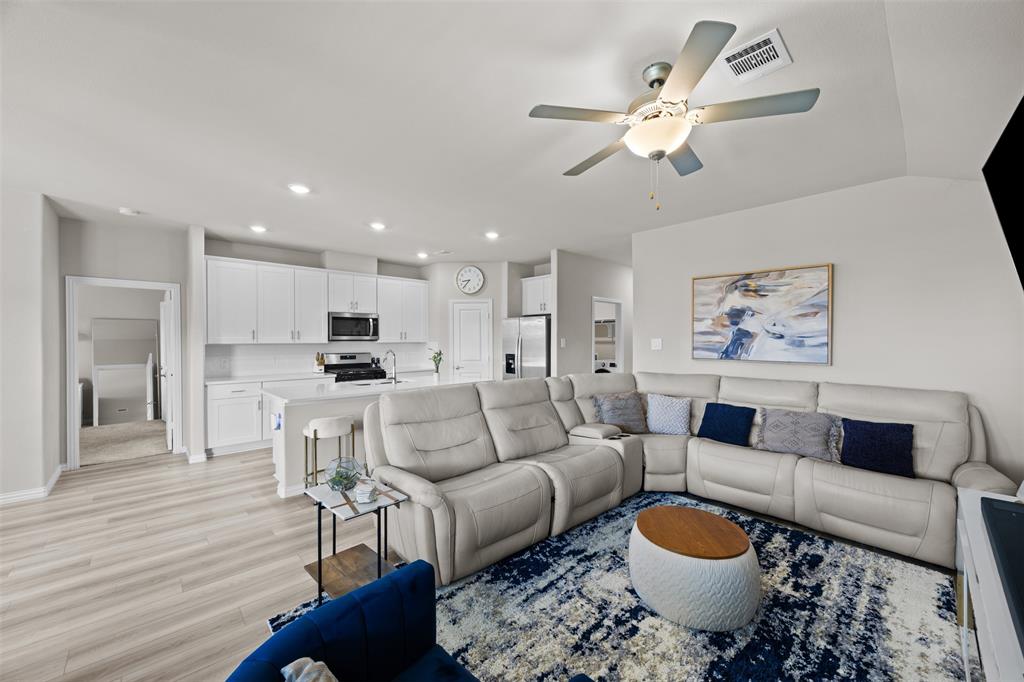 Briarwood Hills - Residential Lease