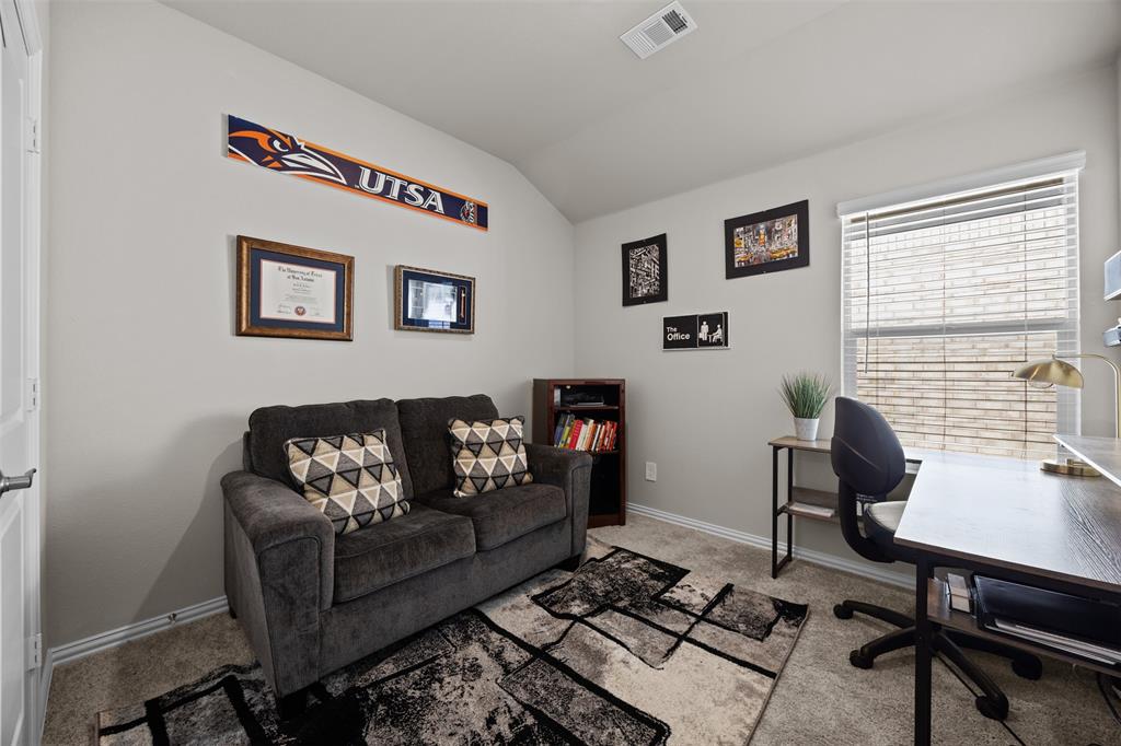 Briarwood Hills - Residential Lease