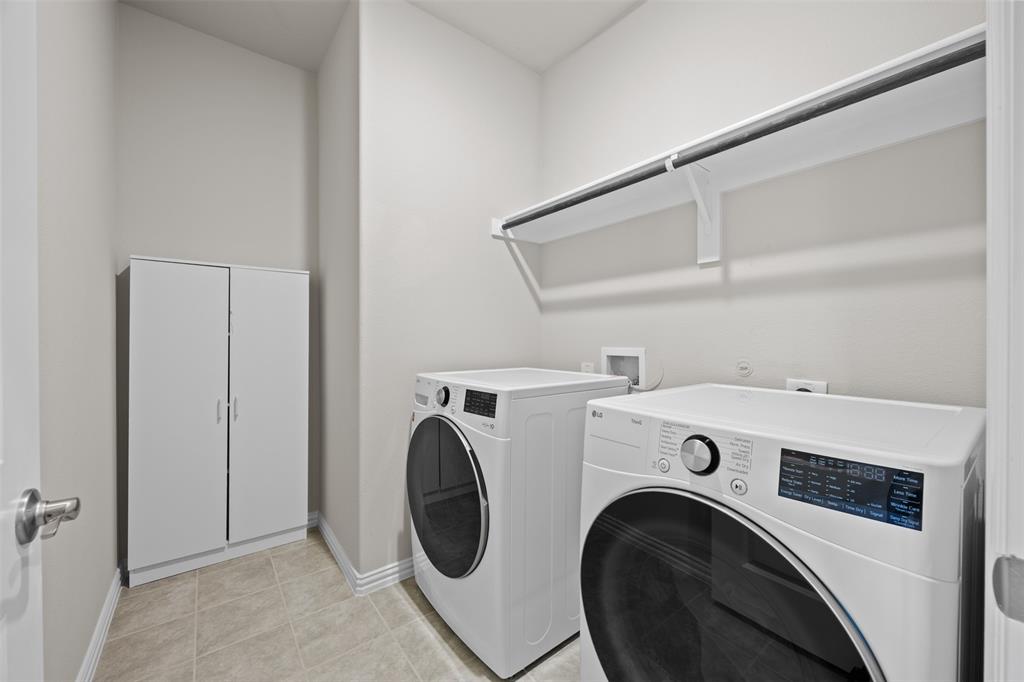 Briarwood Hills - Residential Lease