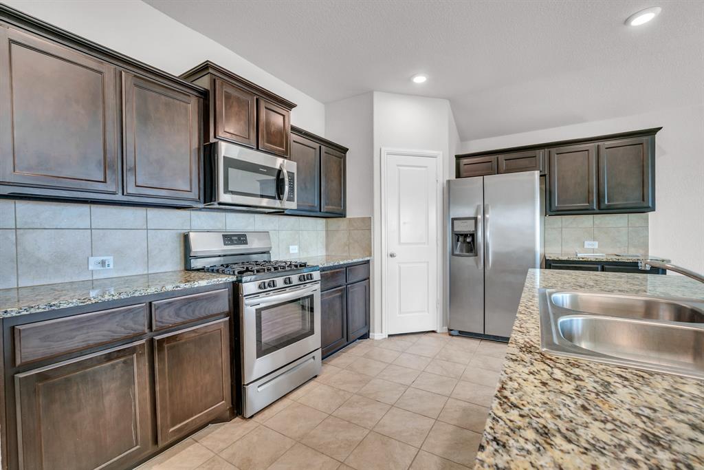 Chapel Crk Ph 1 - Residential