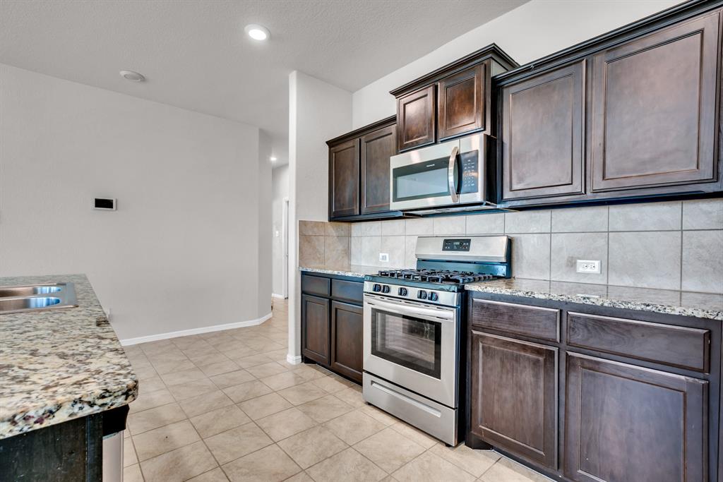 Chapel Crk Ph 1 - Residential