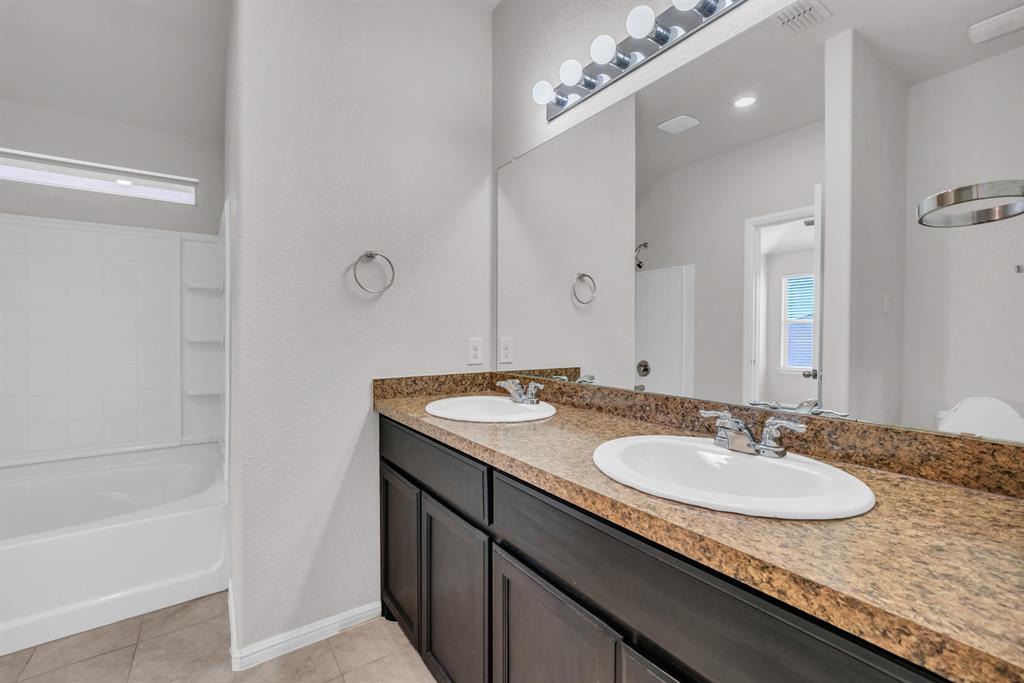 Chapel Crk Ph 1 - Residential