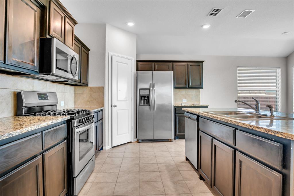 Chapel Crk Ph 1 - Residential