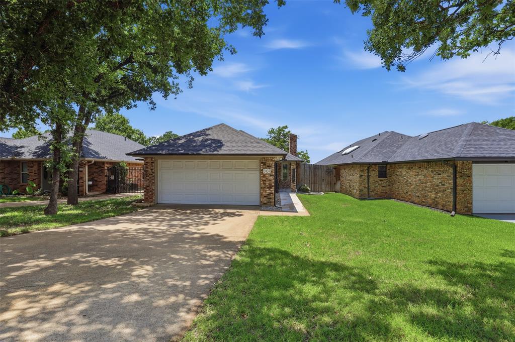3107 Emerald Street