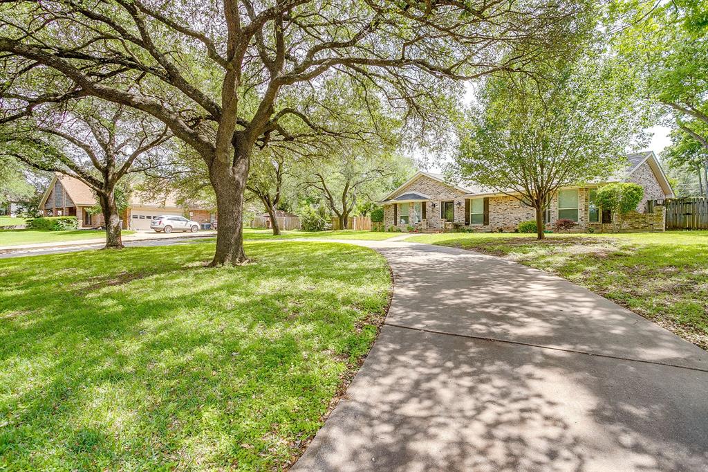 802 Shady Creek Drive