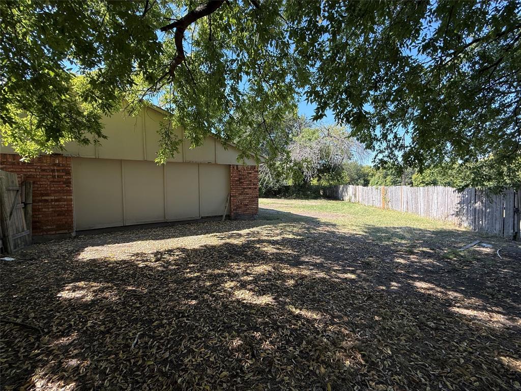 5625 Ridgecove Drive