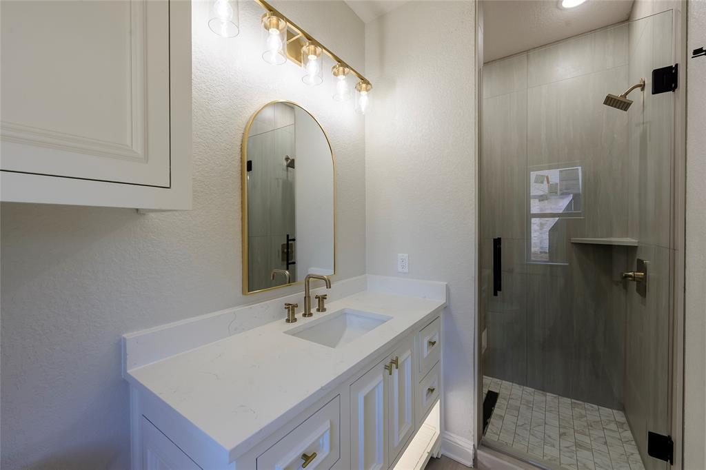 GRUENE VALLEY RANCH - Residential