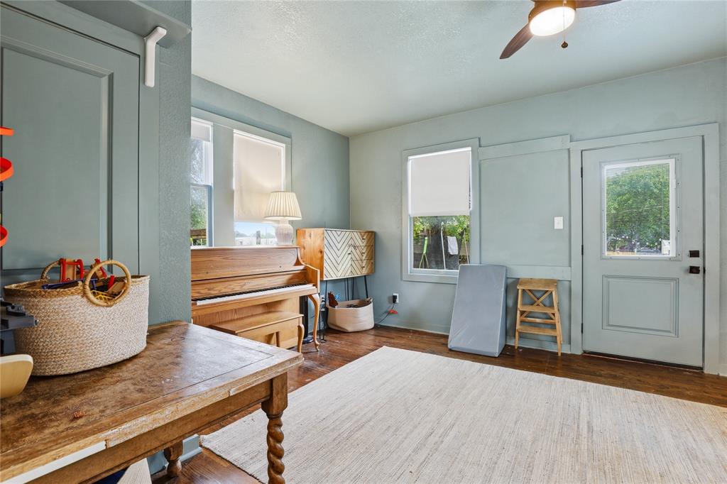 Lawn Place Add - Residential