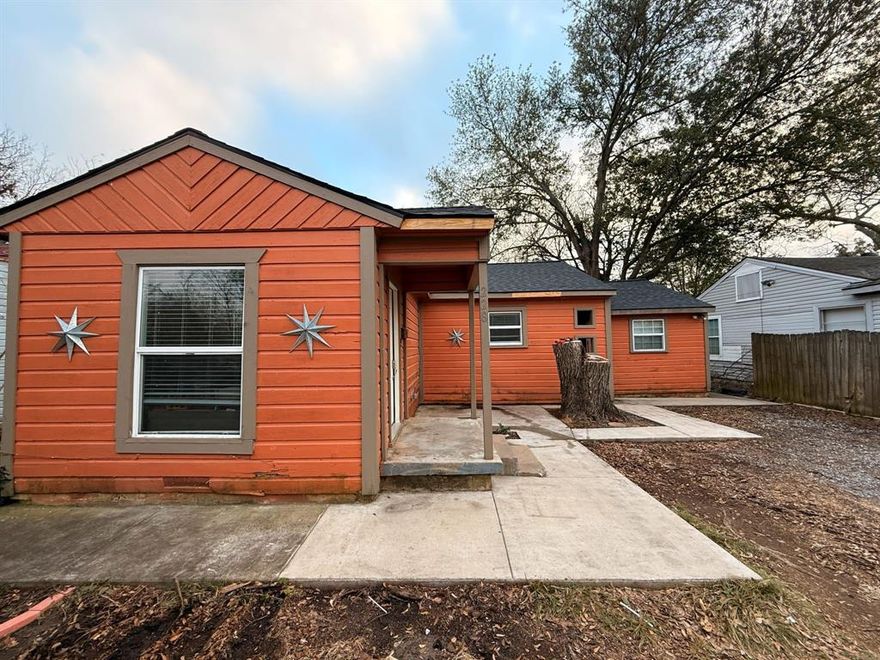 This inviting 3-Bedroom, 2-Bath Home is perfectly situated in the heart of town, this inviting home offers easy access to shopping, healthcare, and recreational activities. With its ideal location and affordable price under $200K, this is an opportunity you won’t want to miss!
Please note all measurements are approximate and deemed reliable but not guaranteed.  Square footage, lot size, and room dimensions are estimates and should be independently verified.