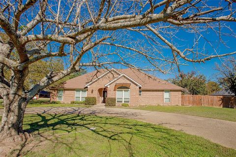 A home in Lindale