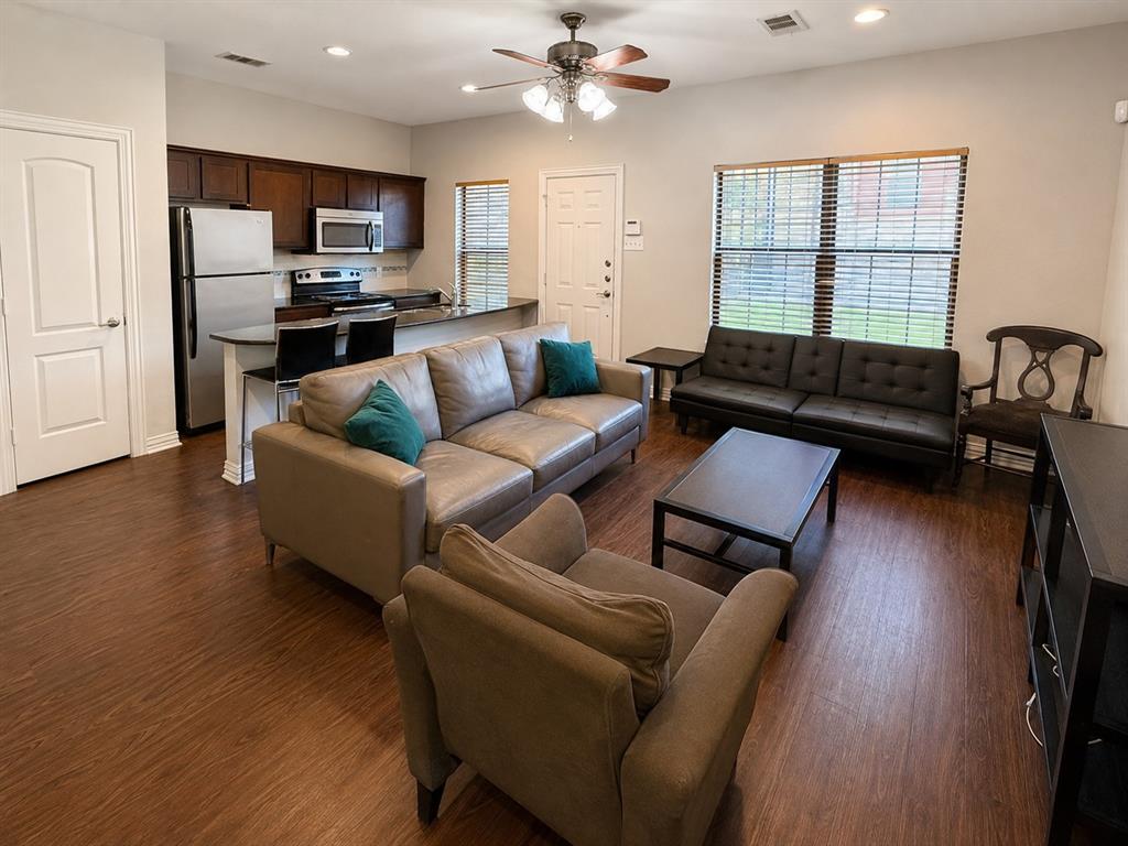 Photo of 2410 S 2nd Street #1374, Waco, TX 76706 (MLS # 21372455)