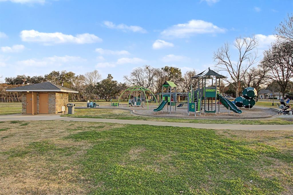 Richardson Heights 14 - Residential