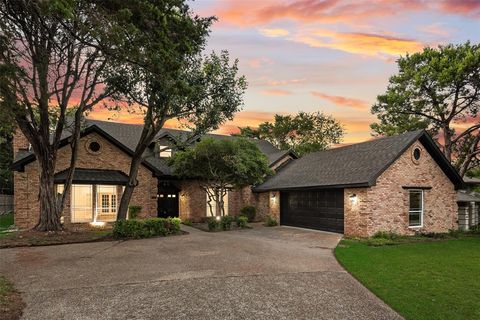 811 Cobblestone Court Cedar Hill TX 75104