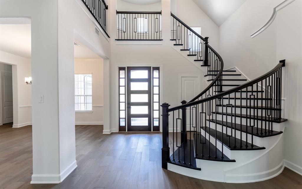 1833 Diamond Court