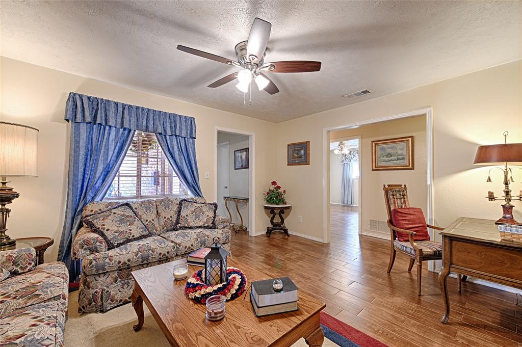 2903 Country Place Court