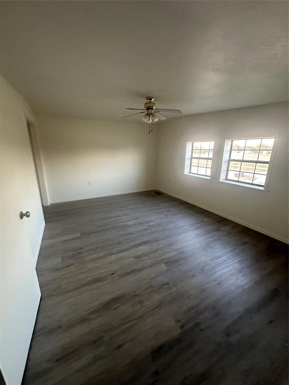 na - Commercial Sale