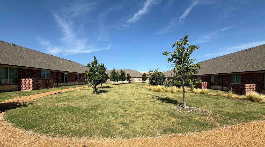 PRESTON HICKORY OFFICE PARK - Commercial Lease