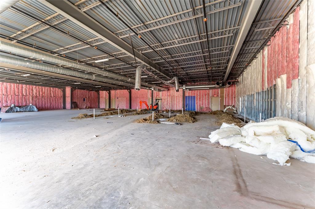 Maverick Ranch - Commercial Lease