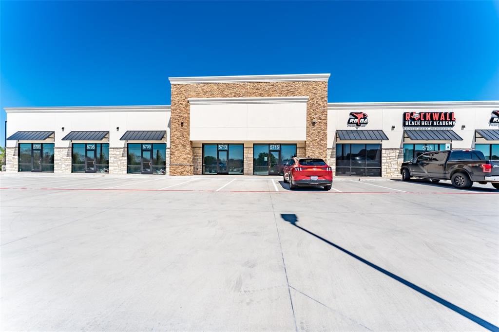 Maverick Ranch - Commercial Lease