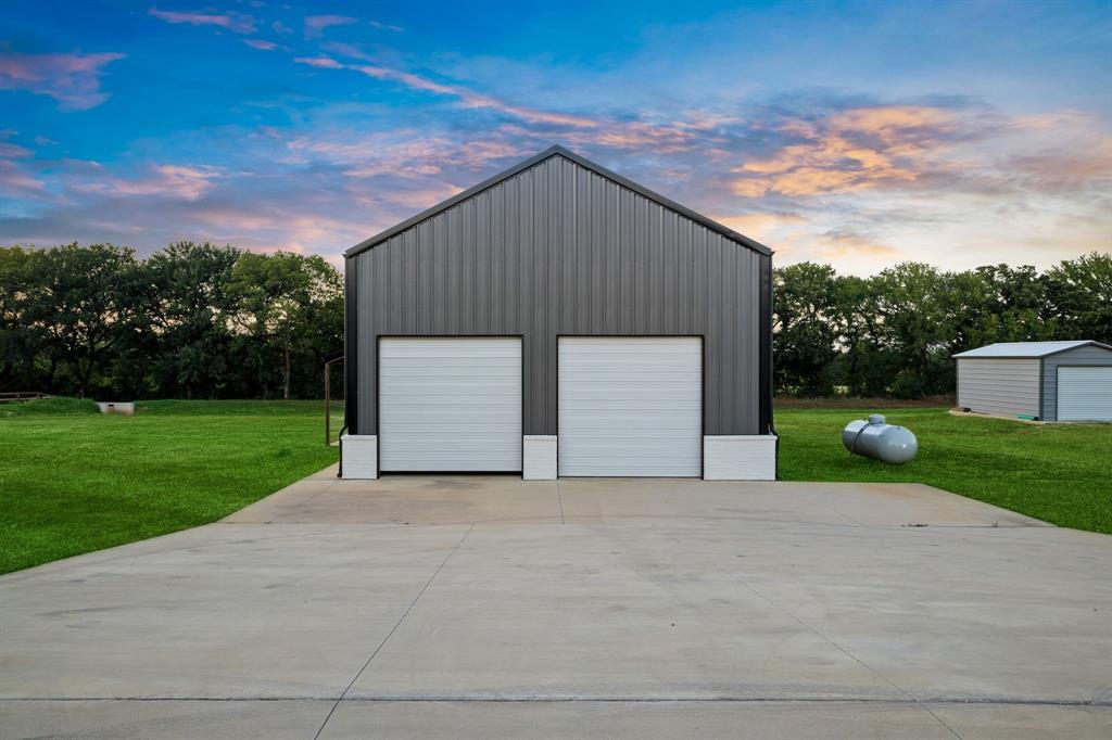 Aubrey Oaks - Residential