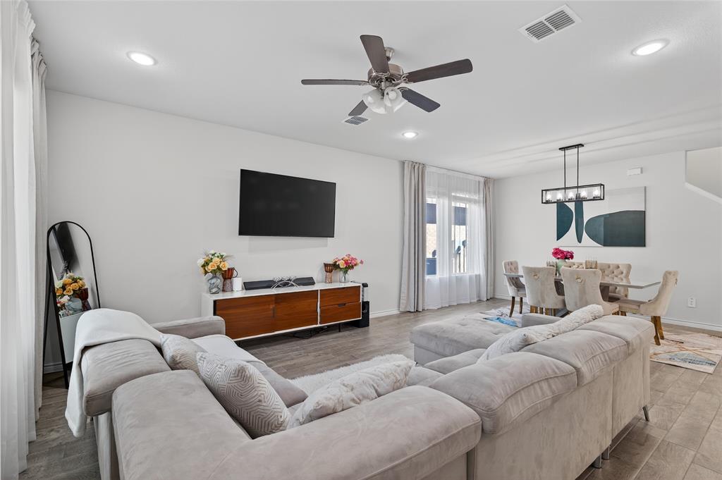 Augusta Square 1 - Residential Lease