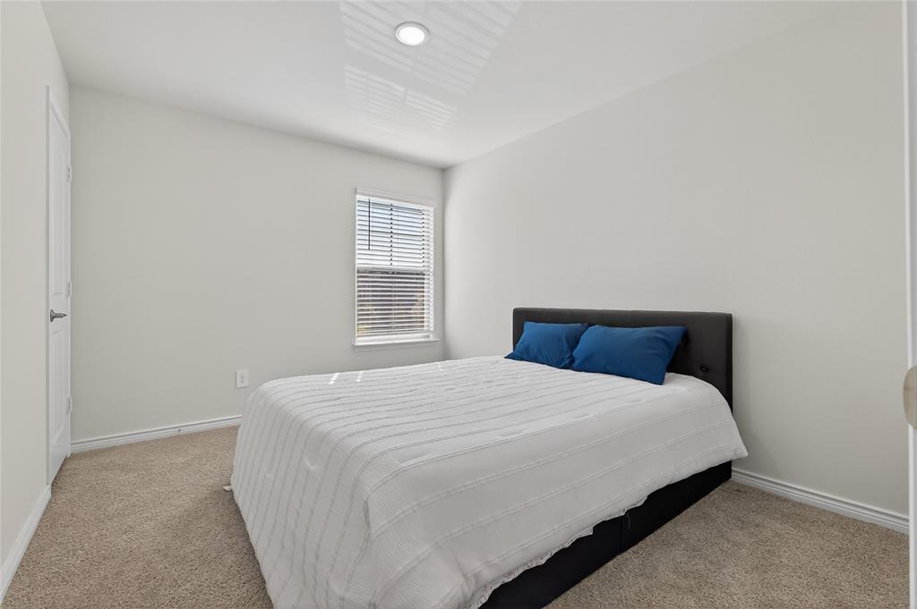 Augusta Square 1 - Residential Lease