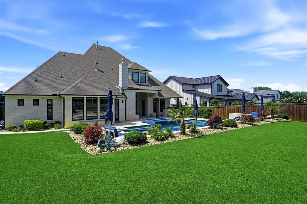 Windsor Estates Keller - Residential