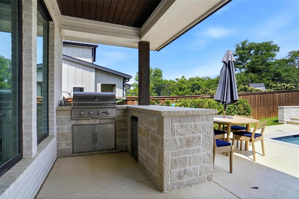 Windsor Estates Keller - Residential
